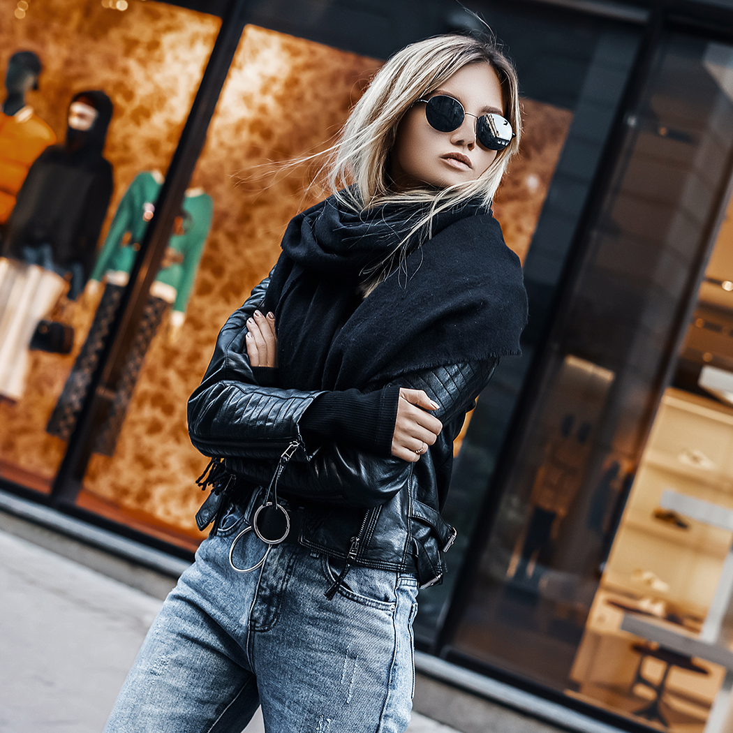 Moda vintage: dlaczego jest potrzebna? Swapy ubraniowe i second handy to nowy trend w branży fashion